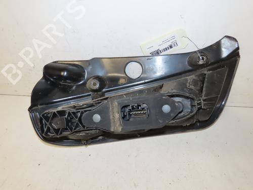 right-taillight-lancia-ypsilon-843_-2003-2004-2005-2006-2007-2008-2009-2010-2011-26197005 main image