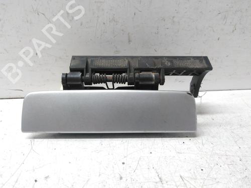 Used Front left exterior door handle Front left exterior door handle 38737567 38737567