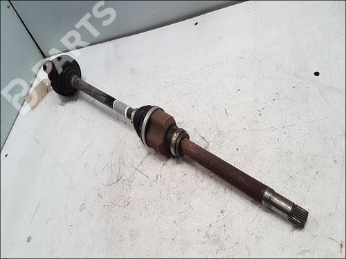 Used Right front driveshaft PEUGEOT 3008 II SUV (MC_, MR_, MJ_, M4_) 1.2 THP/ PureTech 130 (MRHNSM, MRHNSU, MRHNSJ, MRHNYW,... (131 hp) 10942072