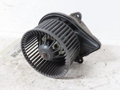 Used Heater blower motor RENAULT TRAFIC II Van (FL) 1.9 dCi 80 (FL0B) (82 hp) 16487179