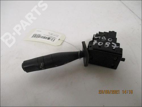 Used Switch Switch PEUGEOT 206 Hatchback (2A/C) 1.1 i (60 hp) 10945496 10945496