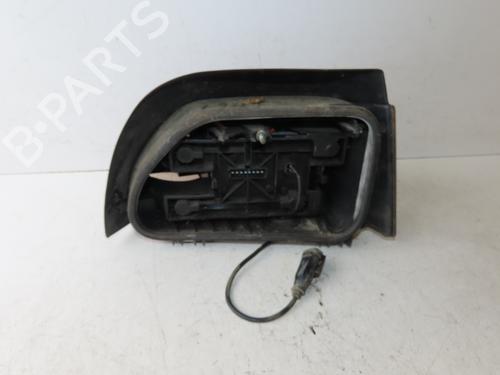 Farolim esquerdo Farolim esquerdo RENAULT CLIO I (B/C57_, 5/357_) 1.2 (B/C/S57A, B/C57S, 5/357F, 5/357J, 5/357L, 5/357R) (58 hp) 33893728 33893728