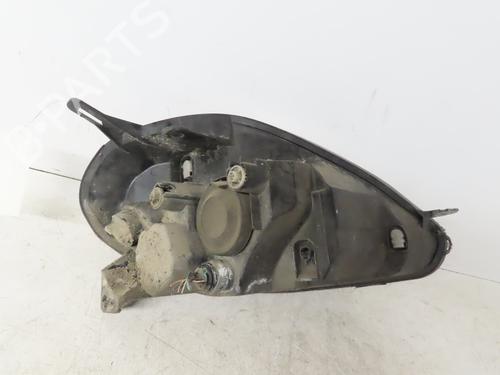 Used Left headlight FIAT GRANDE PUNTO (199_) 1.3 D Multijet (199.AXD11, 199.AXD1A, 199.AXD1B,... (90 hp) 18646270