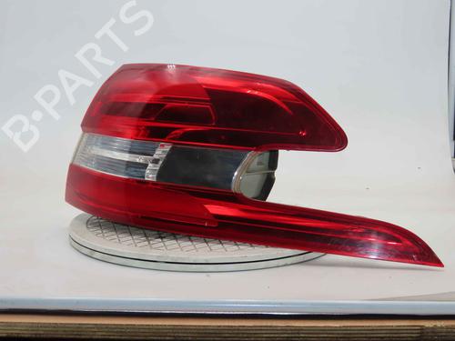 Used Right taillight Right taillight 37058511 37058511
