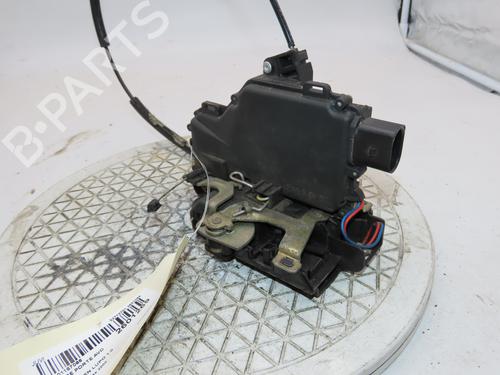 Używane Zamek drzwi przednich prawych Zamek drzwi przednich prawych VW LUPO I (6X1, 6E1) 1.0 (50 hp) 36893584 36893584