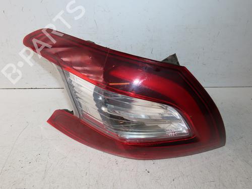 Used Left taillight Left taillight PEUGEOT 308 II (LB_, LP_, LW_, LH_, L3_) 1.6 HDi / BlueHDi 115 (115 hp) 33893733 33893733