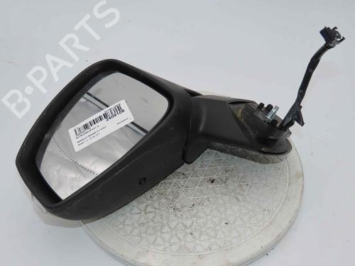 Right front fog light VW PASSAT B6 Variant (3C5) 2.0 TDI 16V | BP37048166C31 - Image 3