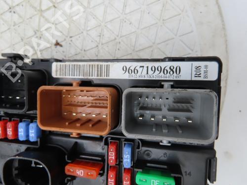 Used Fuse box DS DS 3 (SA_) 1.6 BlueHDi 100 (SABHY0, SABHYT) (99 hp) 25278620