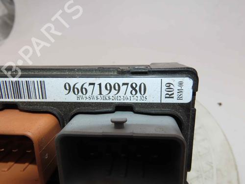 Fuse box CITROËN C3 Picasso (SH_) 1.6 HDI 90 | BP37053274E1 - Image 2