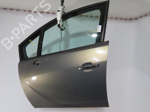 Used Left front door OPEL MERIVA B MPV (S10) 1.4 (75) (120 hp) 31141242