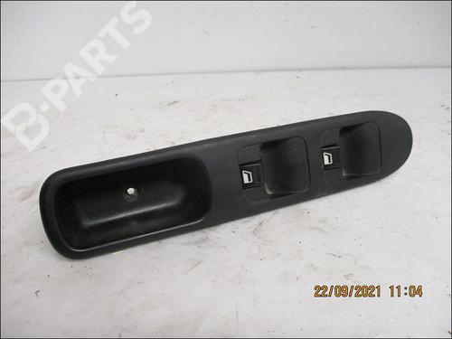 Used Left front window switch Left front window switch PEUGEOT 307 (3A/C) 1.4 (75 hp) 10949599 10949599