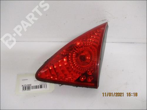 Used Right tailgate light Right tailgate light PEUGEOT 3008 I MPV (0U_) 1.6 HDi (112 hp) 11177802 11177802
