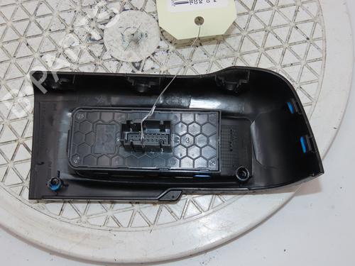 venstre-fortil-elrude-kontakt-citroen-c3-iii-sx-2016-26897675 main image