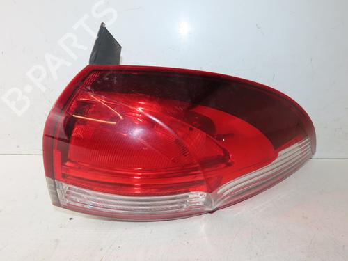 Used Right taillight Right taillight RENAULT CLIO IV Grandtour (KH_) 1.5 dCi 90 (KHN3, KHN4) (90 hp) 33135383 33135383