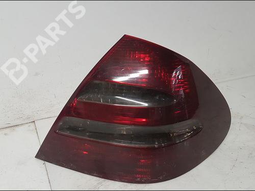Used Right taillight Right taillight MERCEDES-BENZ E-CLASS (W211) E 270 CDI (211.016) (177 hp) 10953363 10953363