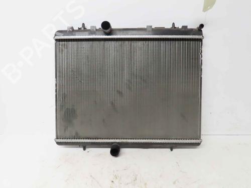 Used Water radiator Water radiator 37044466 37044466