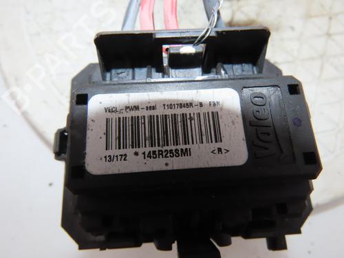 Used Heater resistor RENAULT SCÉNIC III (JZ0/1_) 1.5 dCi (JZ02, JZ0R) (95 hp) 26195742