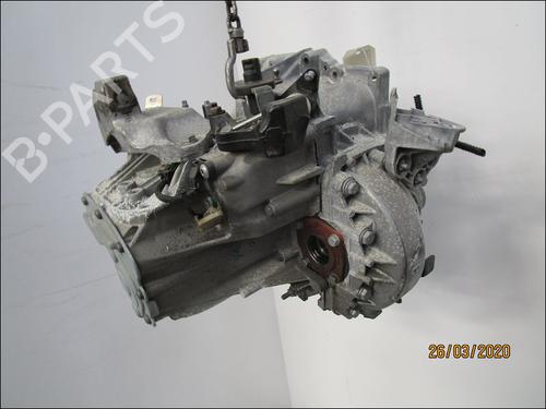 Gearkasse CITROËN C4 Picasso II 1.6 BlueHDi 120 (120 hp) 15841896