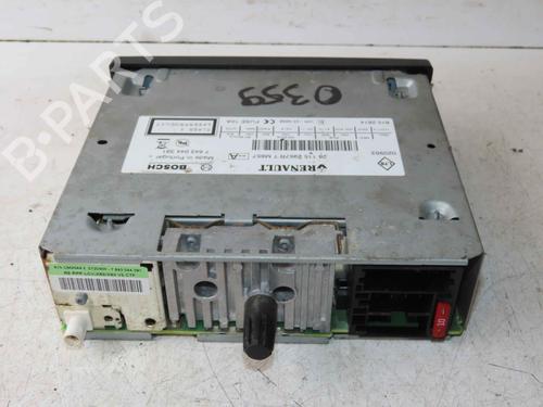 Radio RENAULT TRAFIC II Van (FL) 2.0 dCi 90 (FL0H, FL00, FL01, FL0M, FL0P, FL0S) | BP37060574E6 - Image 3