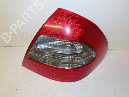 Used Right taillight MERCEDES-BENZ E-CLASS (W211) E 280 CDI (211.020) (190 hp) 29154061