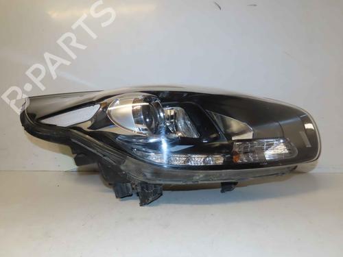 Right headlight KIA CARENS IV 1.7 CRDi | BP37053589C29 - Image 2