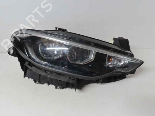 right-headlight-fiat-tipo-hatchback-356_-357_-2016-37054851 main image
