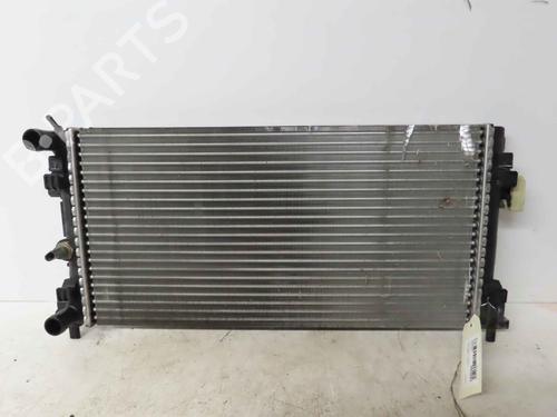 Used Water radiator Water radiator 37046819 37046819