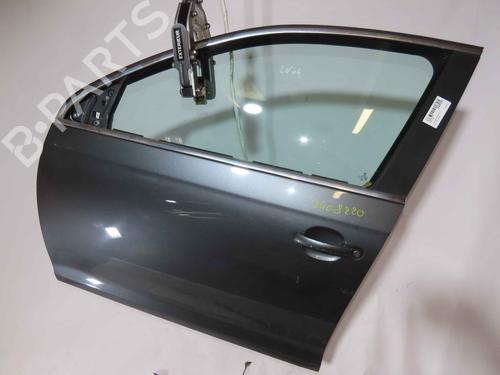 Used Left front door Left front door 37049151 37049151