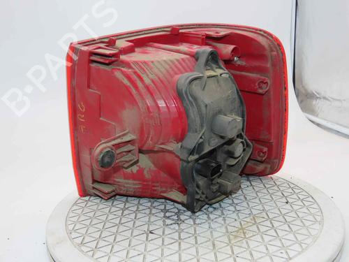Rear bumper left light VW TOURAN (1T3) 1.6 TDI | BP37059581C81 - Image 4