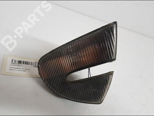 Pisca frente direito ALFA ROMEO 147 (937_) 1.9 JTD 16V (937.AXG1B, 937.BXG1B) (140 hp) 46756280