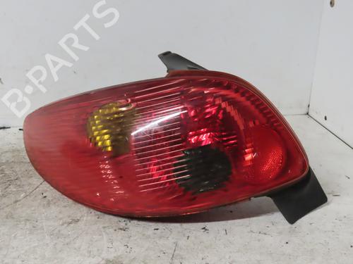 Used Left taillight PEUGEOT 206 Hatchback (2A/C) 1.1 i (60 hp) 16487253