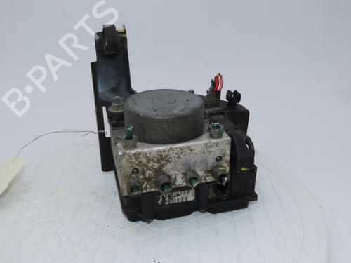 Used ABS pump DACIA SANDERO 1.2 16V (75 hp) 21008120