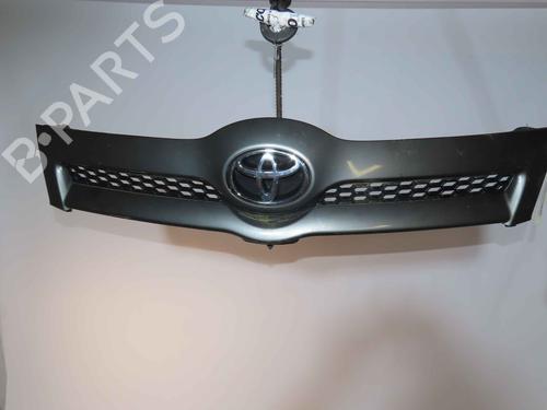 Grill Grill TOYOTA COROLLA Verso (ZER_, ZZE12_, R1_) 2.2 D-4D (AUR10_, AUR10R) (136 hp) 37049211 37049211