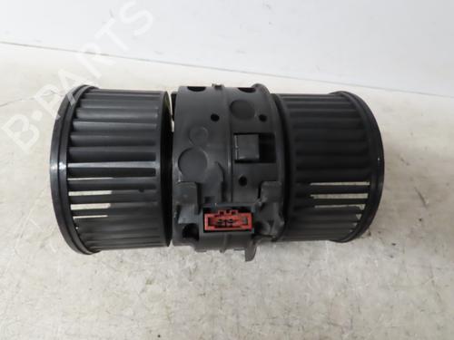 Used Heater blower motor RENAULT GRAND SCÉNIC III (JZ0/1_) 1.5 dCi (JZ0B, JZ07) (106 hp) 17738666