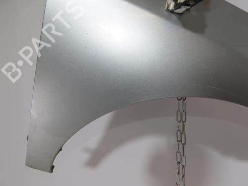 Used Right front fenders RENAULT LATITUDE (L70_) 2.0 dCi 175 (L70Y, L734) (173 hp) 29577458