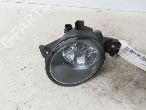 right-front-fog-light-nissan-juke-f15-2010-2011-2012-2013-2014-2015-2016-2017-2018-2019-37047175 main image