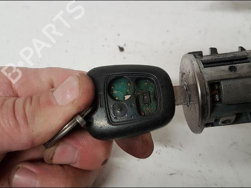 Used Ignition barrel PEUGEOT 206 Hatchback (2A/C) 1.4 HDi eco 70 (68 hp) 13214114