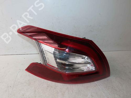Used Rear bumper left light Rear bumper left light 37060454 37060454