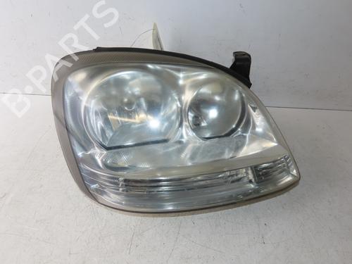Used Right headlight NISSAN ALMERA TINO (V10) 2.2 dCi (136 hp) 33135145