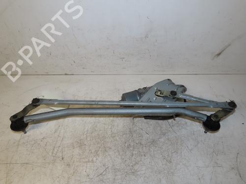 Used Front wiper motor DACIA SANDERO 1.4 (BS0C, BS0A, BS0G, BS1F, BS0E) (75 hp) 23170933