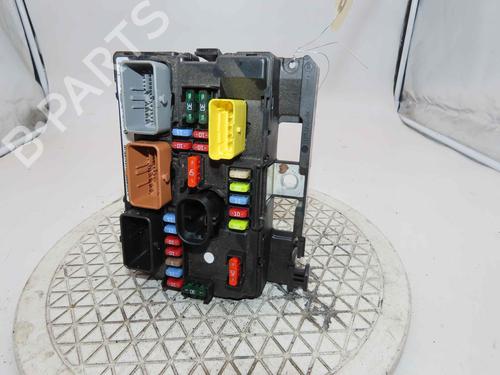 fuse-box-citroen-c3-ii-sc_-2009-37061114 main image