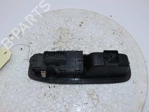 Used Left front window switch PEUGEOT 208 I (CA_, CC_) 1.6 HDi (92 hp) 21691386