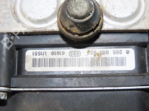 ABS pump CITROËN C4 II (NC_) 1.6 HDi 90 | BP33133841M43  - Image 5