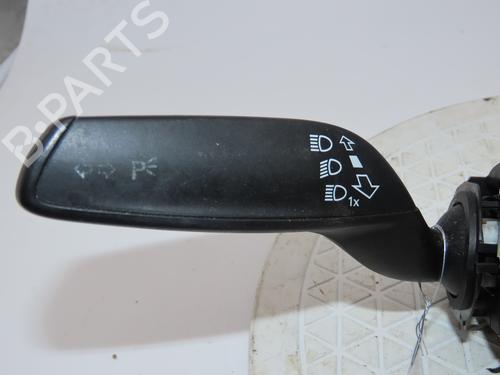 Used Steering column stalk AUDI A1 (8X1, 8XK) 1.2 TFSI (86 hp) 26196183