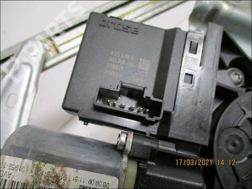 Front right window mechanism RENAULT MEGANE III Hatchback (BZ0/1_, B3_) 1.9 dCi (BZ0N, BZ0J) | BP10946975C23 