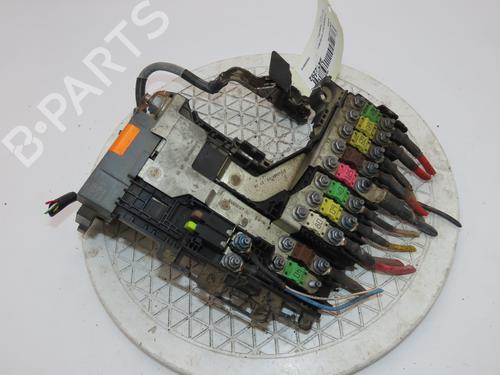 Used Fuse box CITROËN C4 II (NC_) 1.6 HDi 90 (92 hp) 26195662