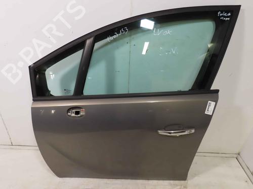 Used Left front door Left front door 37046886 37046886