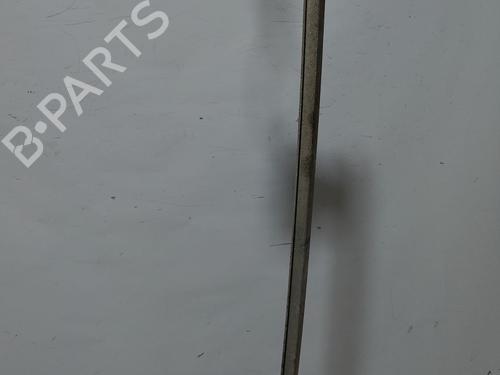 Used Rear bumper reinforcement Rear bumper reinforcement 38039608 38039608