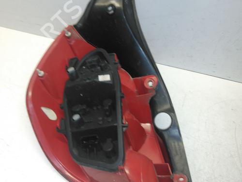 right-taillight-renault-clio-iii-br01-cr01-2005-2006-2007-2008-2009-2010-2011-2012-2013-2014-37729521 main image
