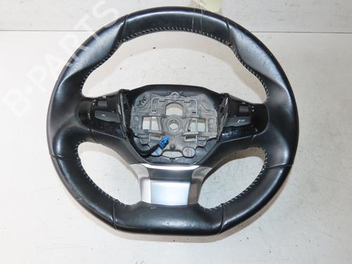 Used Steering wheel PEUGEOT 308 II (LB_, LP_, LW_, LH_, L3_) 1.2 THP 110 (110 hp) 33133601